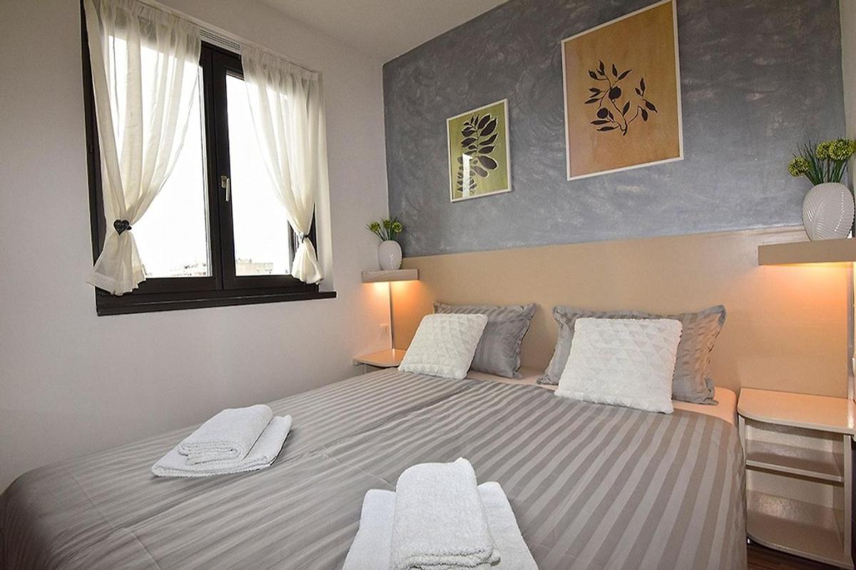Sole Pula Apartman-Near Beach Екстериор снимка