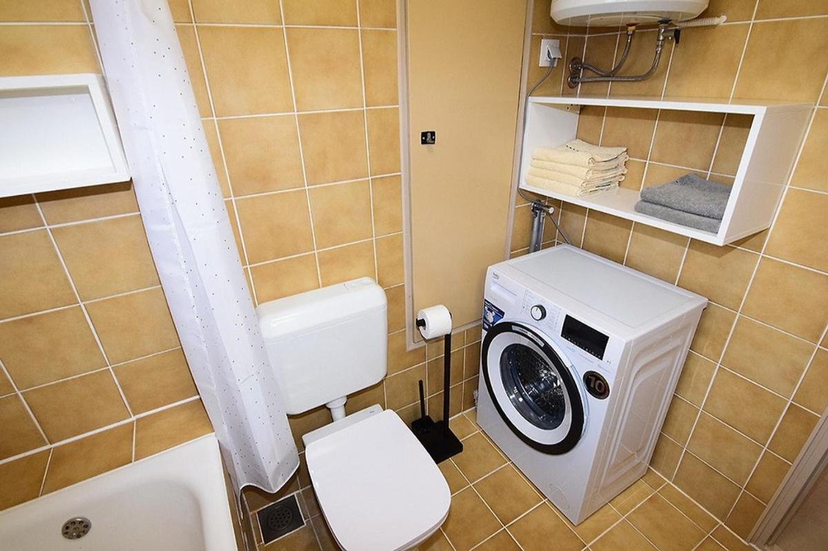 Sole Pula Apartman-Near Beach Екстериор снимка
